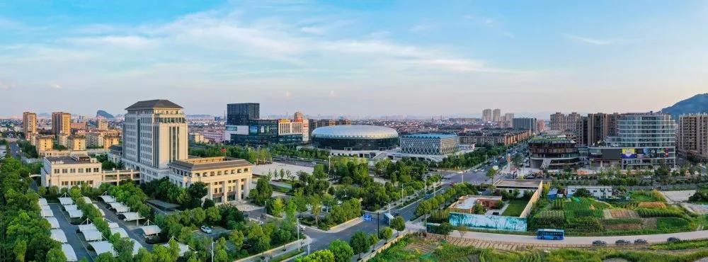 功能便民 环境美如今,瓜沥镇在小城镇环境综合整治成果的基础上,全面