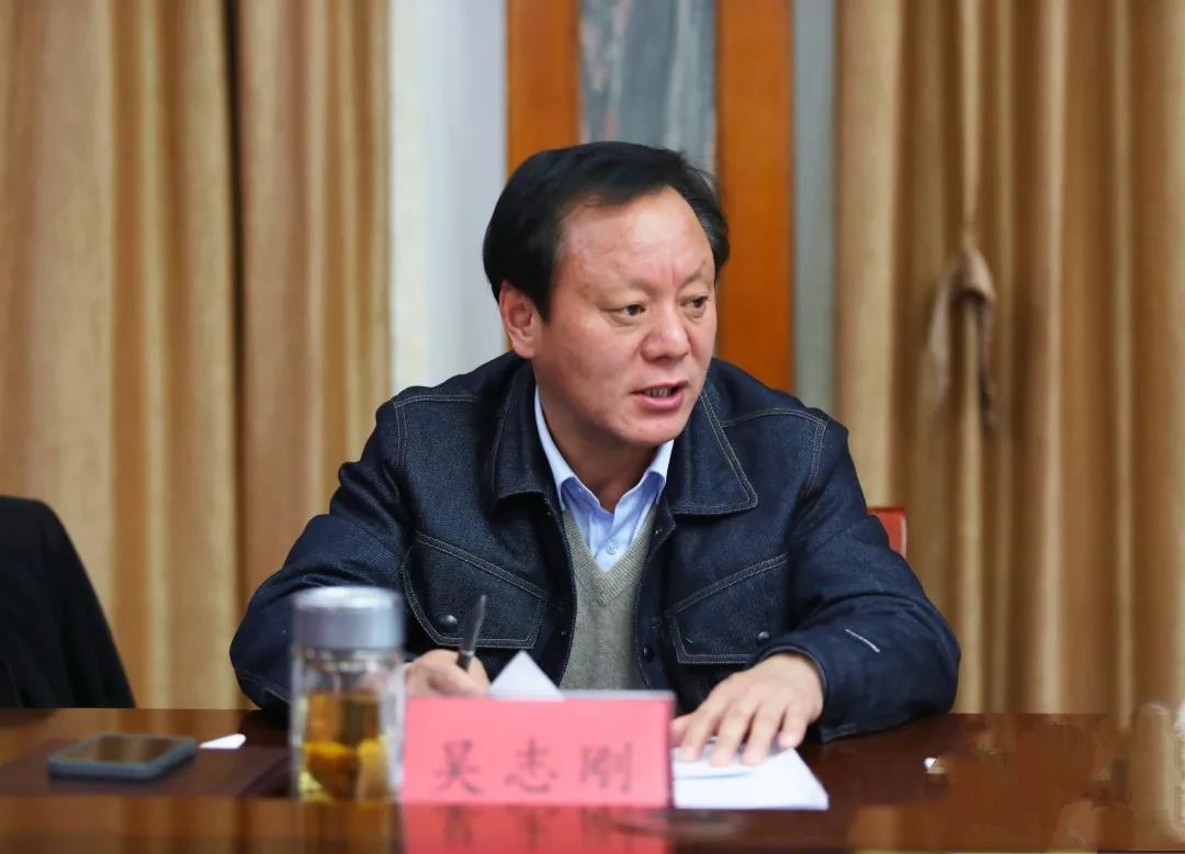 街道人大工委主任 吴志刚