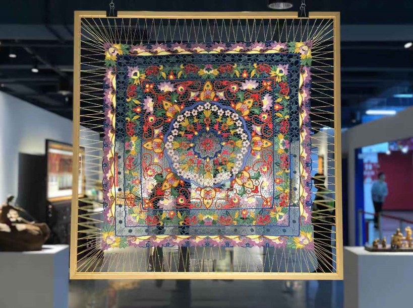 02   钱塘潮涌·非遗与亚运之声主题线路   丝绸画缋