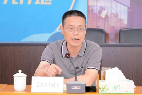 在听取了相关工作汇报后,吴建华指出,梅林村是"千万工程"的源起地,是