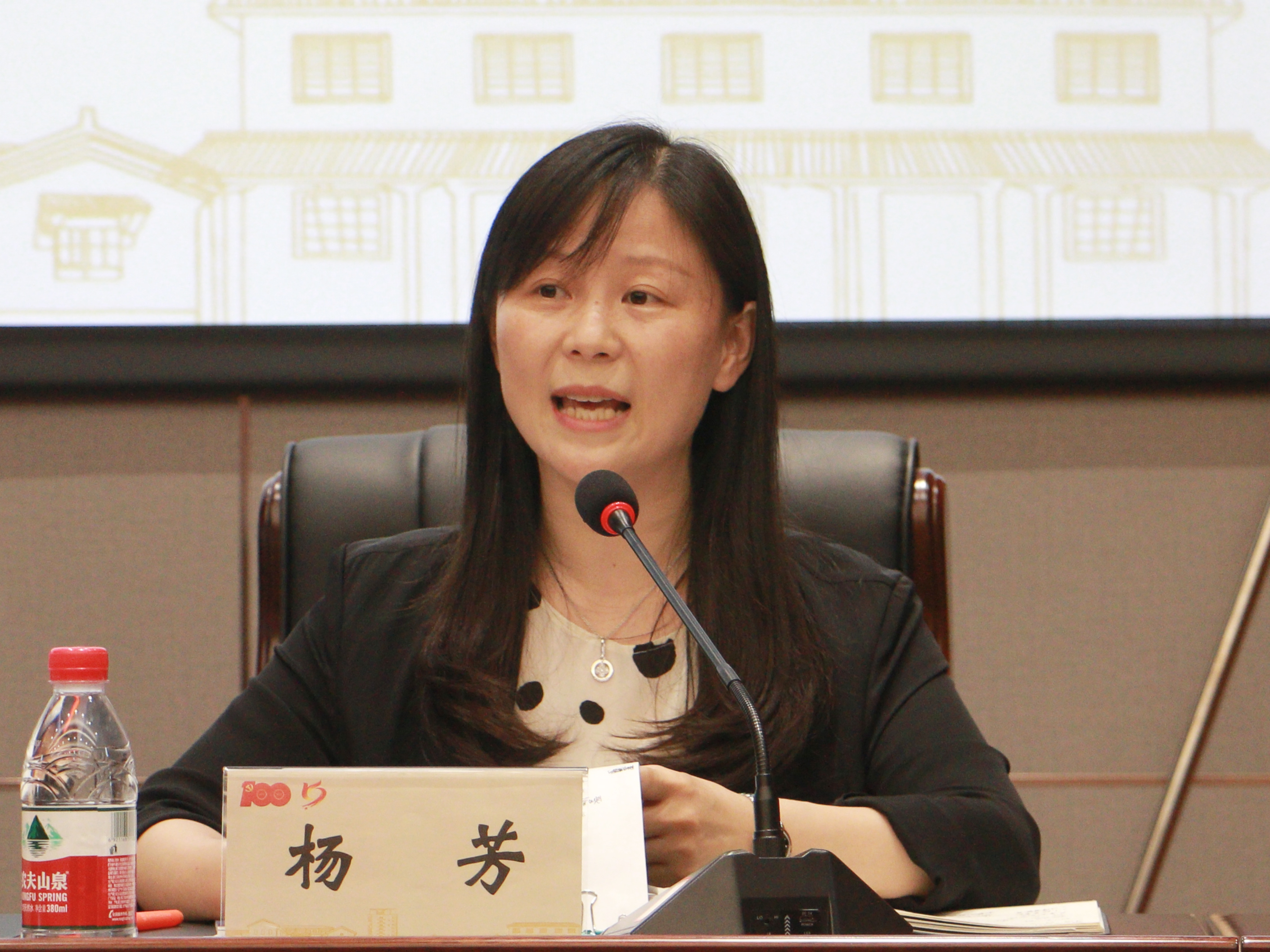 衙前镇举办备战省美丽乡村现场会誓师大会