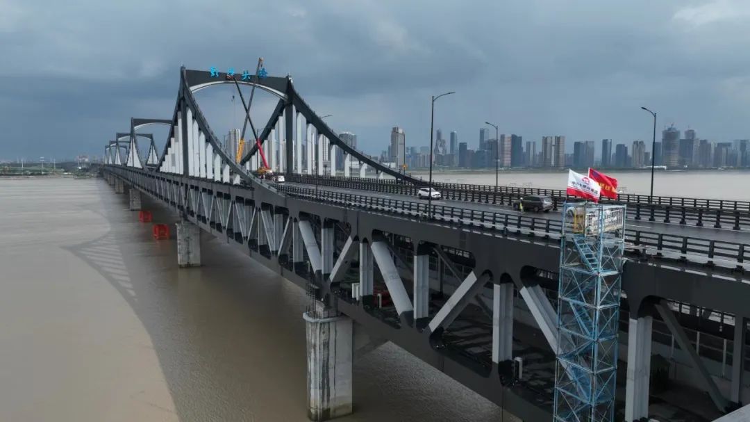 杭州新彭埠大桥开通,可以上桥跑步看夜景吗?解答来了_湘湖网_湘湖视界