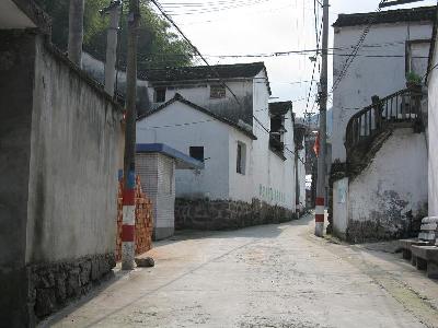 骆家舍村