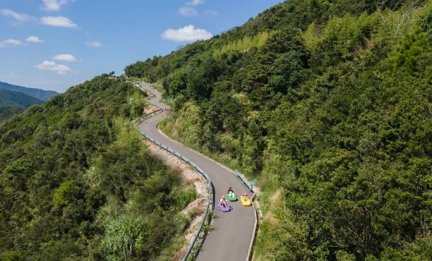 刺激的山道滑車來了象山再添網紅打卡項目