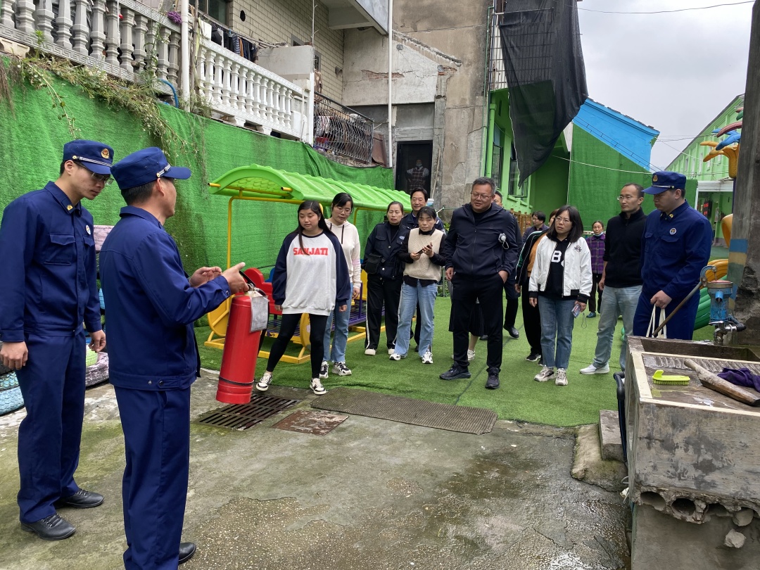 多措并举香溪镇开展消防安全六进行动