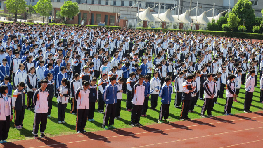 衙前镇中举行纪念56112应急逃生演练